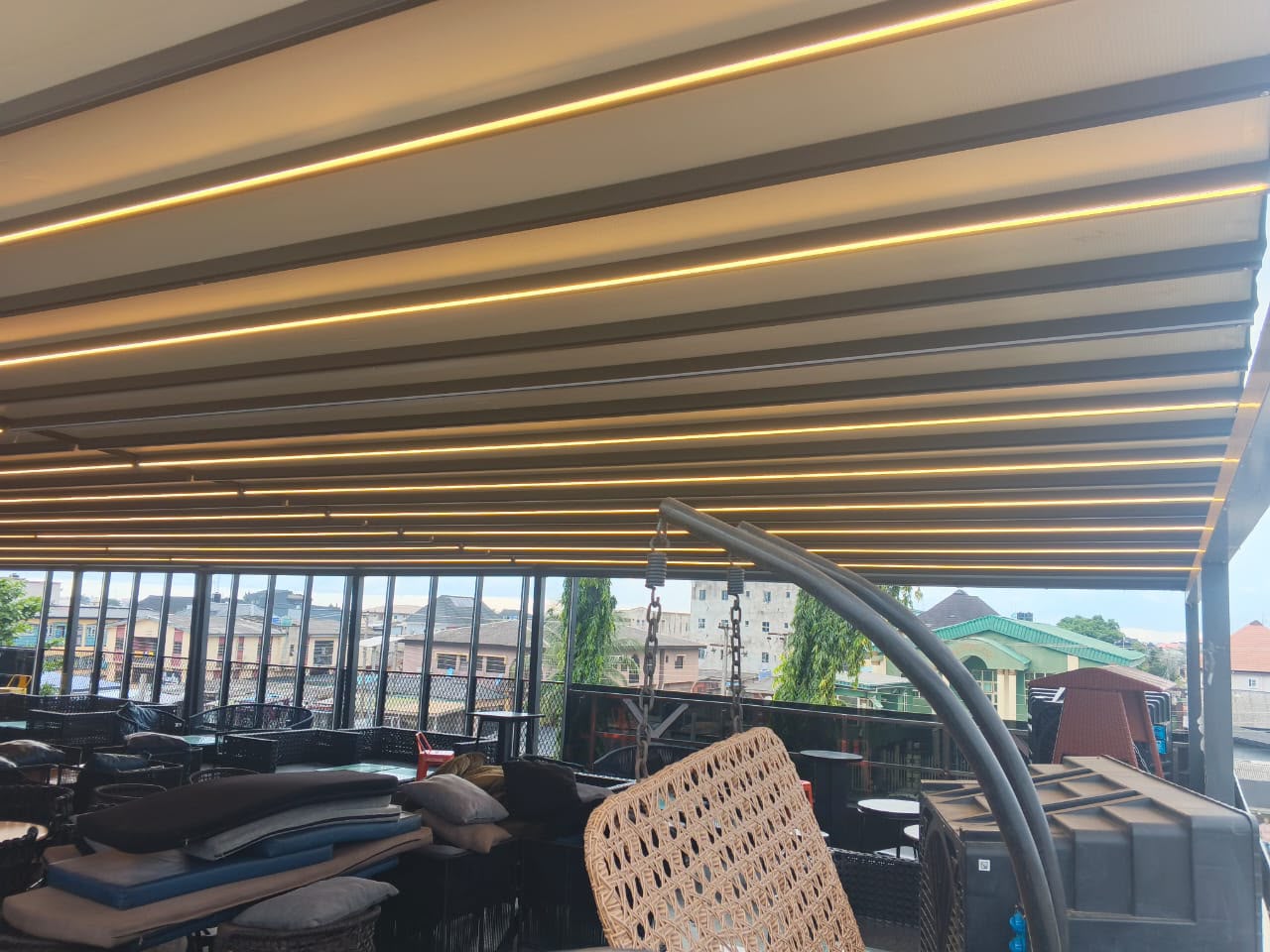 Motorised pergola by LightExtreme, Lagos
