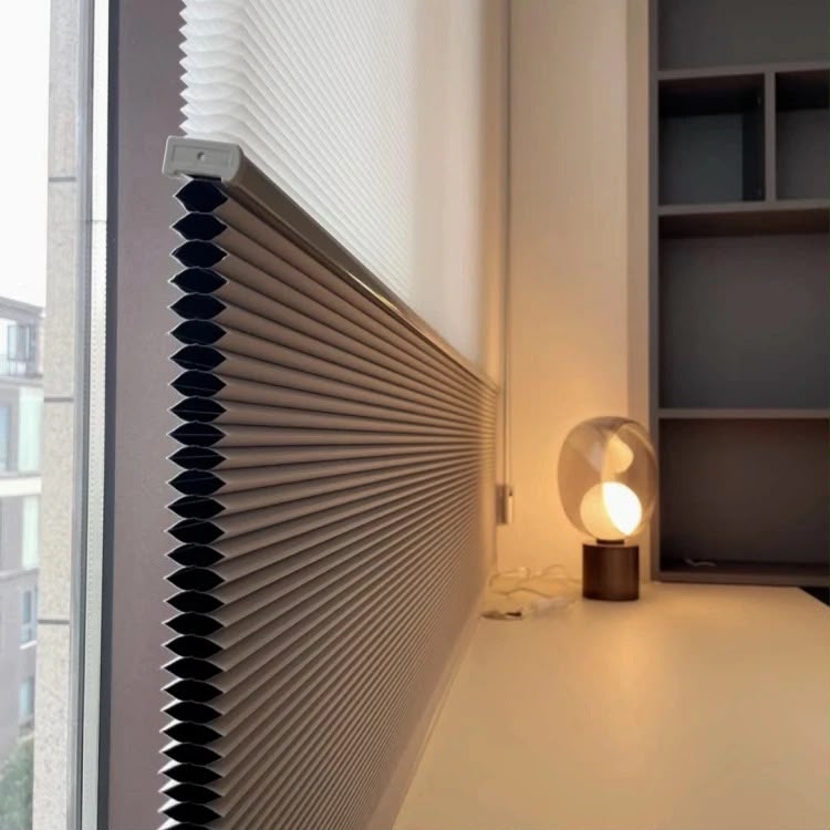 Smart blinds, Lekki